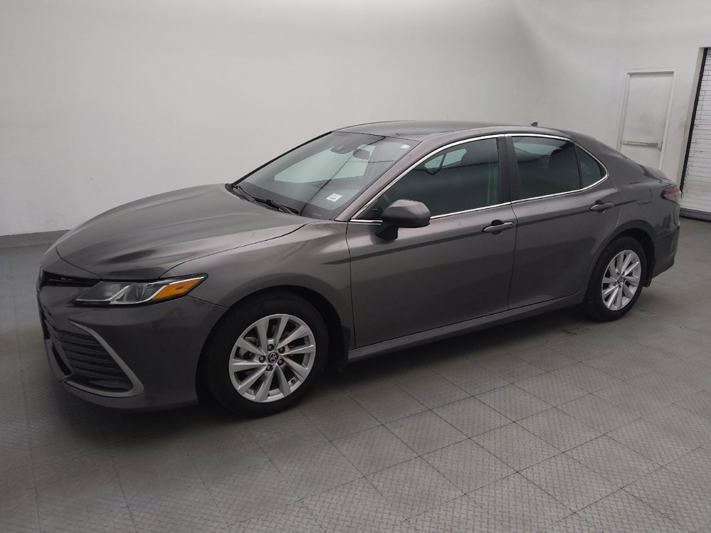 Used 2023 Toyota Camry LE AWD/4WD image 2