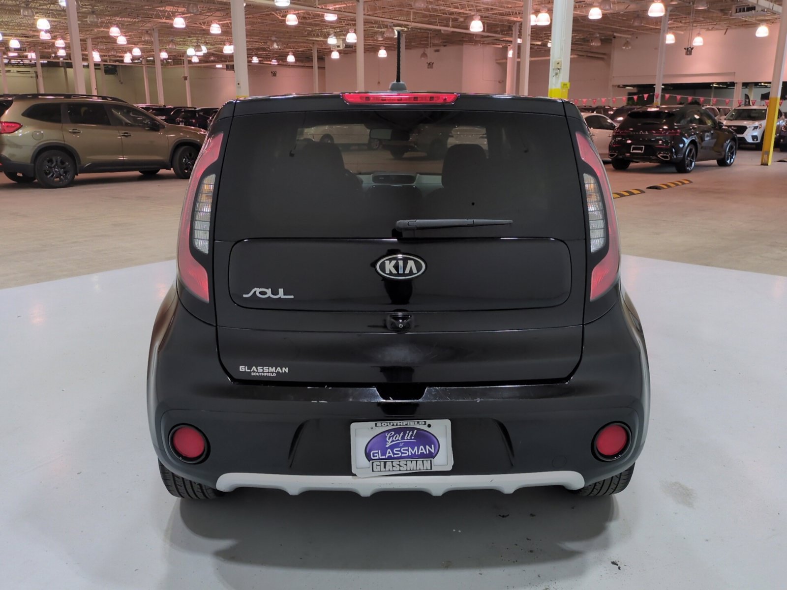 Used 2017 Kia Soul + w/ Audio Package FWD image 4