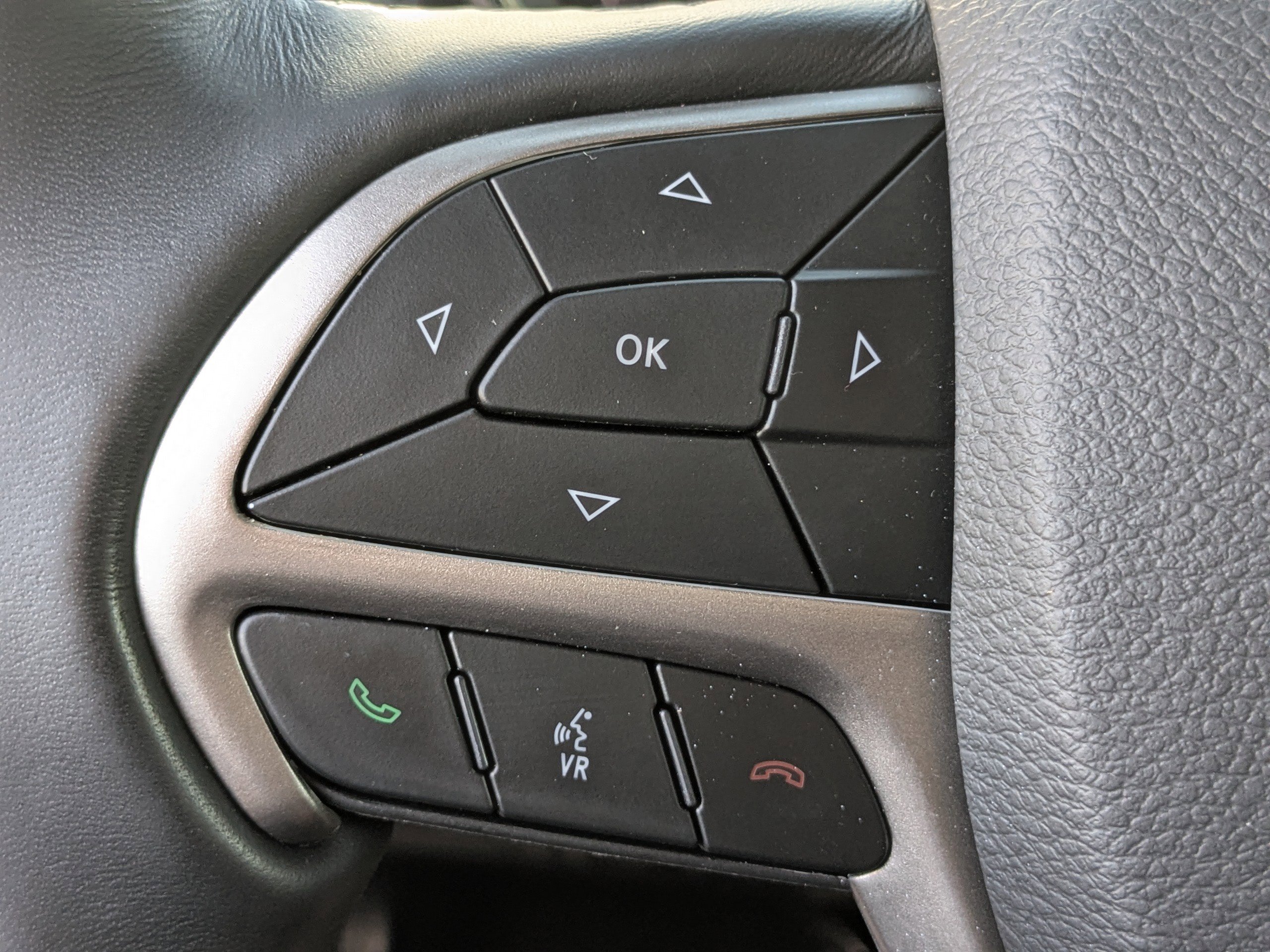 Used 2021 Jeep Grand Cherokee High Altitude image 24