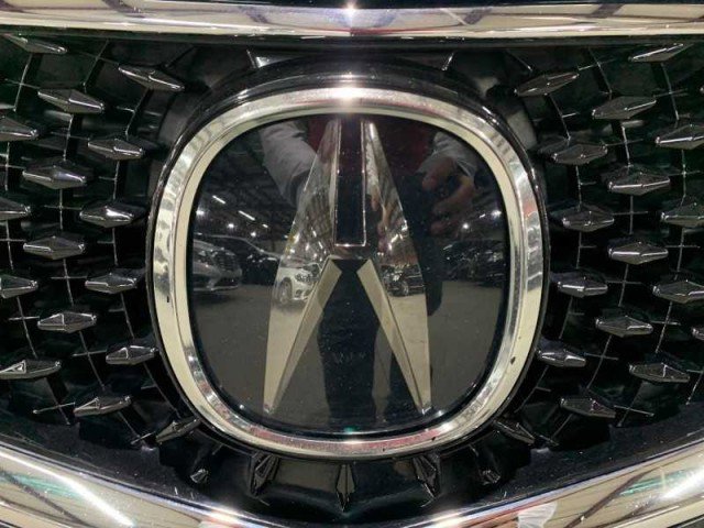 Used 2019 Acura TLX FWD image 10