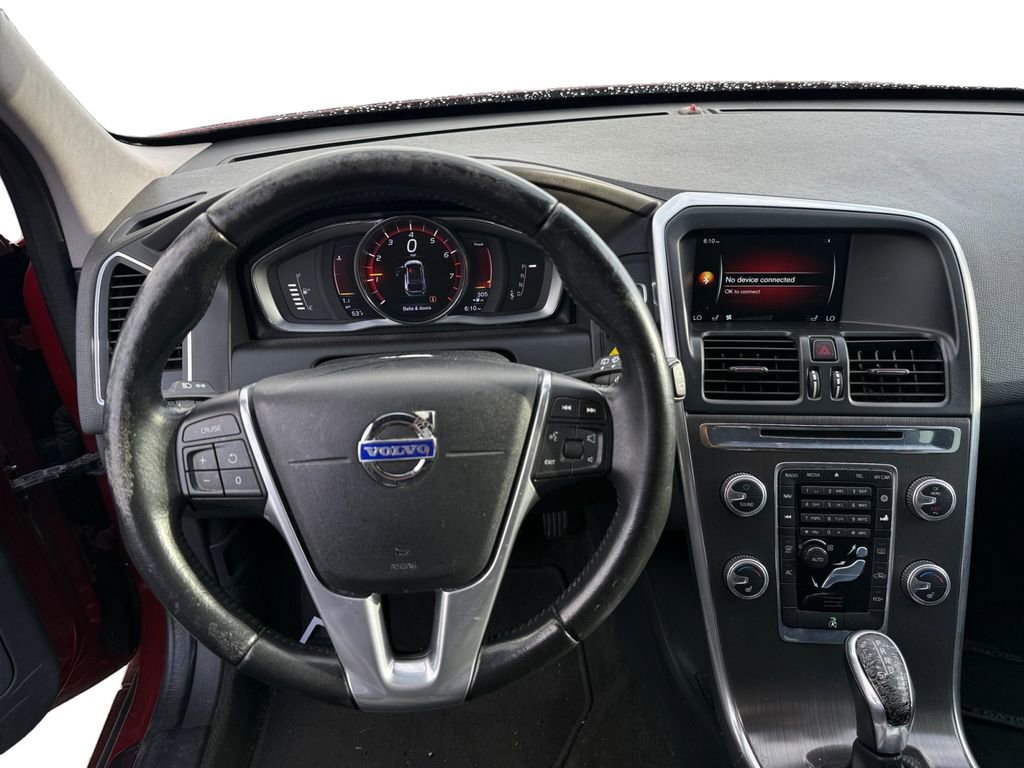 Used 2016 Volvo XC60 T5 Premier image 24
