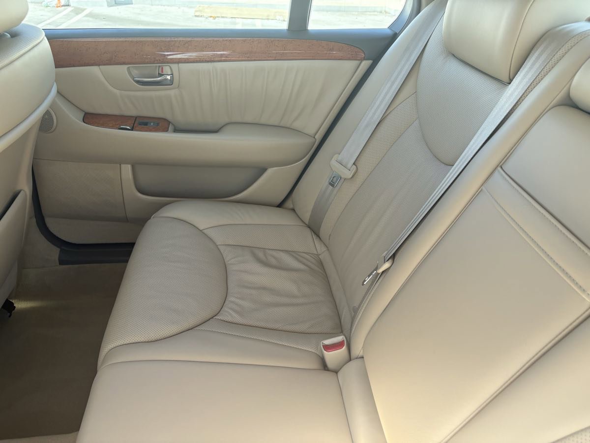 Used 2005 Lexus LS 430 image 21