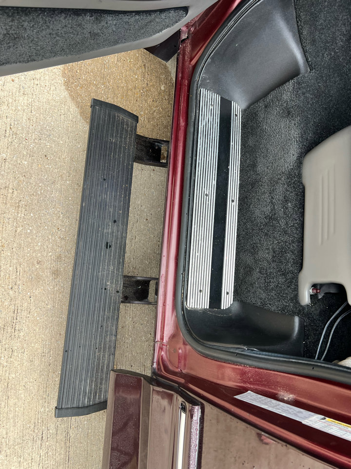 Used 2017 Chevrolet Express 2500 image 58