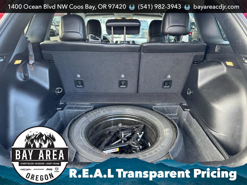 Used 2020 Jeep Cherokee Trailhawk w/ Cold Weather Group image 8