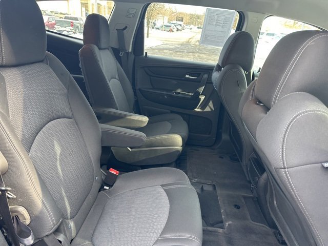 Used 2016 Chevrolet Traverse LT w/ Style and Technology Package image 27