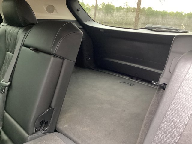 Used 2023 Buick Envision Avenir image 32