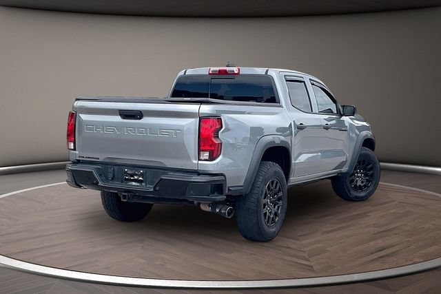 Used 2023 Chevrolet Colorado Trail Boss w/ Technology Package AWD/4WD image 2