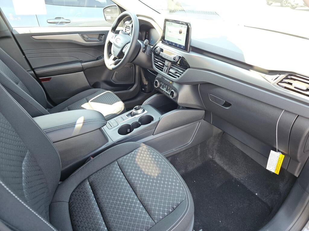 New 2025 Ford Escape Active AWD/4WD image 13