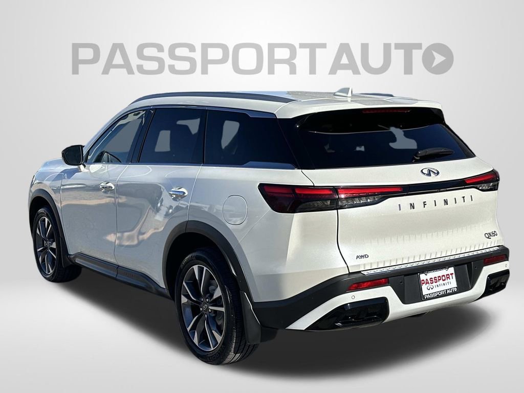 Used 2023 INFINITI QX60 Luxe w/ Cargo Package image 2