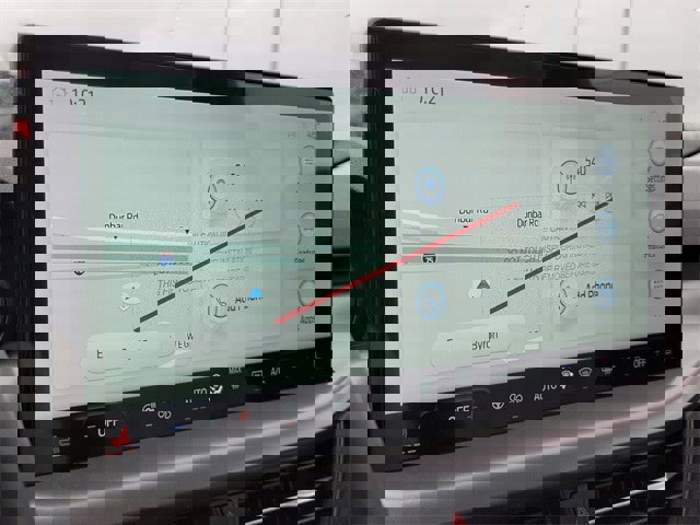 New 2025 Ford Escape SE w/ Class II Trailer Tow Package image 44