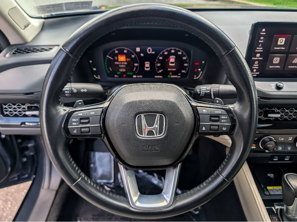 Used 2023 Honda Accord Touring image 19