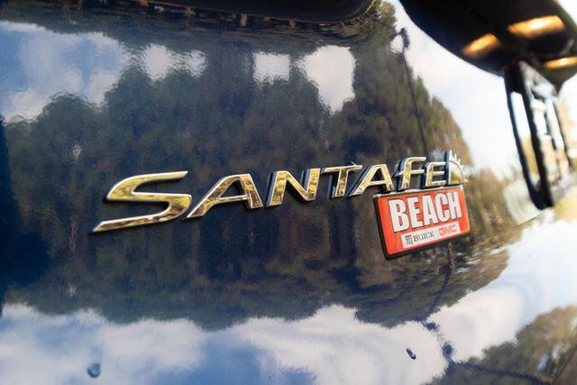 Used 2020 Hyundai Santa Fe Limited image 45