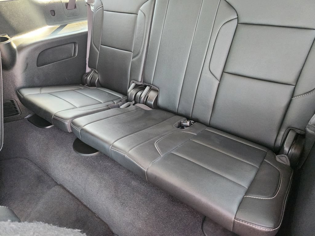 Used 2020 Chevrolet Suburban LT w/ Texas Edition Package AWD/4WD image 30