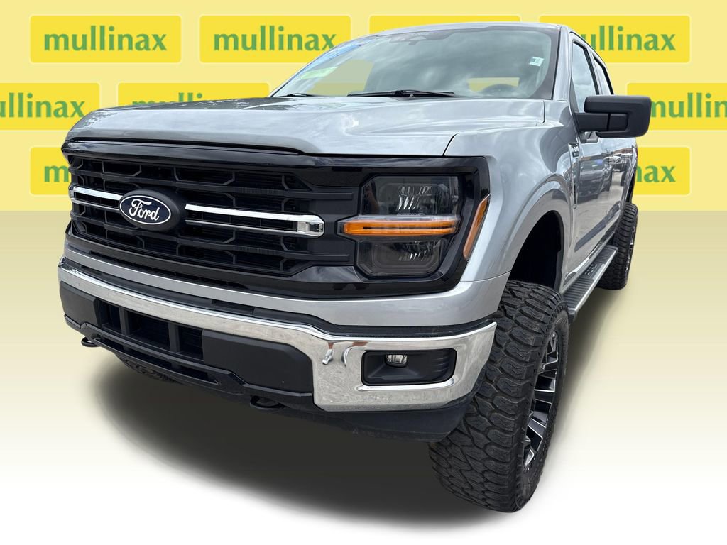 Used 2025 Ford F150 XLT w/ Equipment Group 301A Standard AWD/4WD image 9