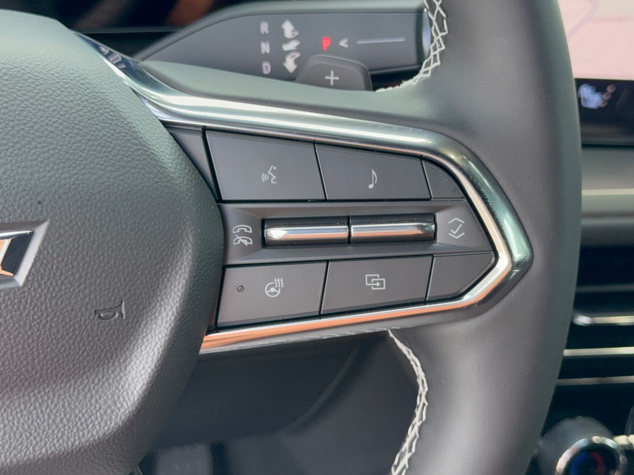 New 2027 Chevrolet Traverse LT FWD image 19