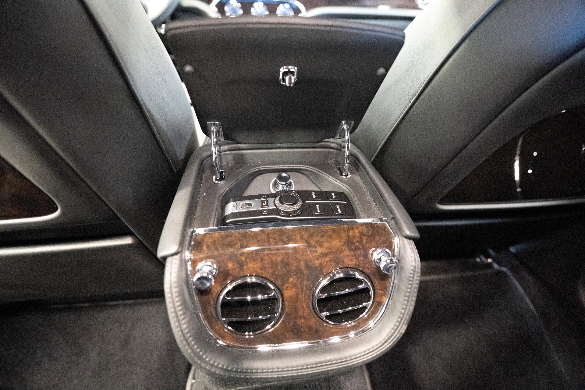 Used 2014 Bentley Mulsanne image 81