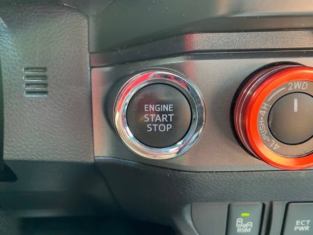 Certified 2020 Toyota Tacoma TRD Sport w/ Technology Package AWD/4WD image 9