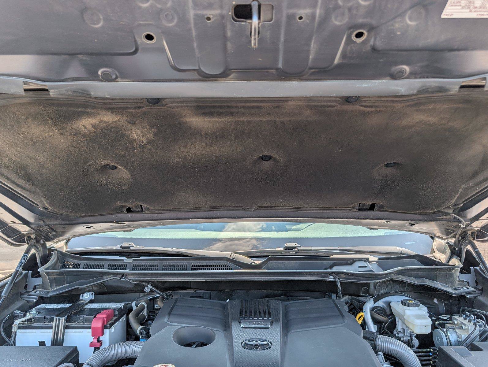 Used 2023 Toyota Tundra Limited AWD/4WD image 39