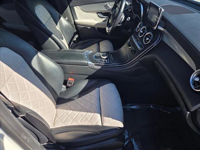 Used 2019 Mercedes-Benz GLC 300 4MATIC Coupe image 21