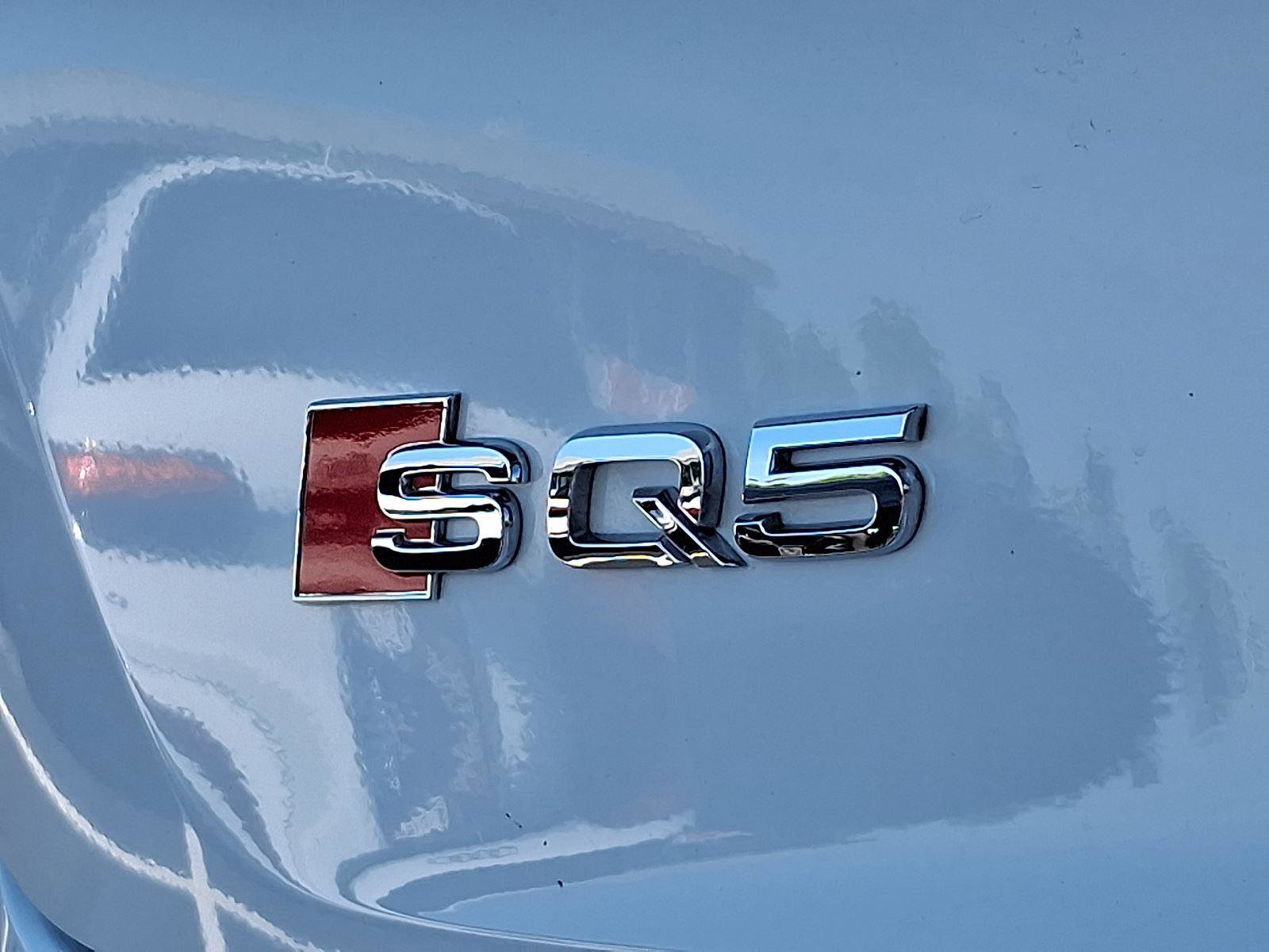 Used 2024 Audi SQ5 Premium AWD/4WD image 32