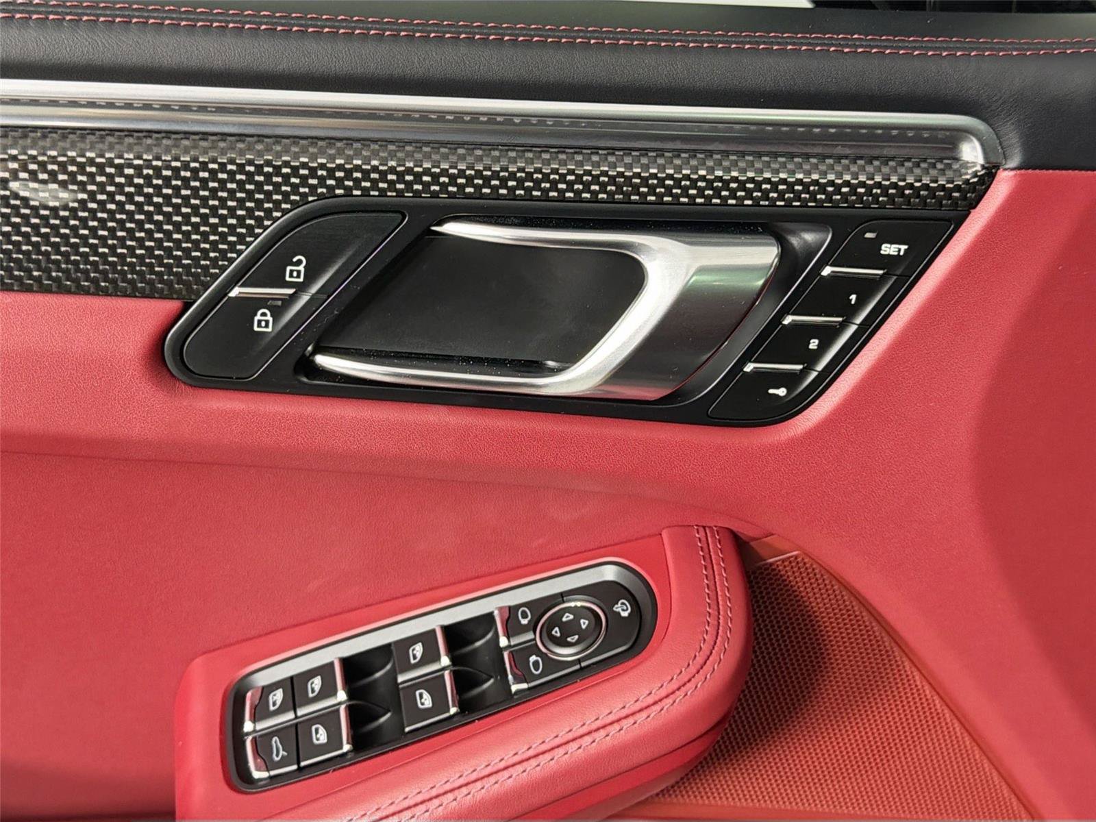 Certified 2023 Porsche Macan GTS AWD/4WD image 31
