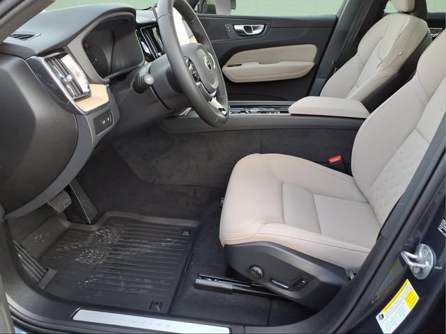 New 2026 Volvo XC60 T8 Plus w/ Protection Package Premier AWD/4WD image 11