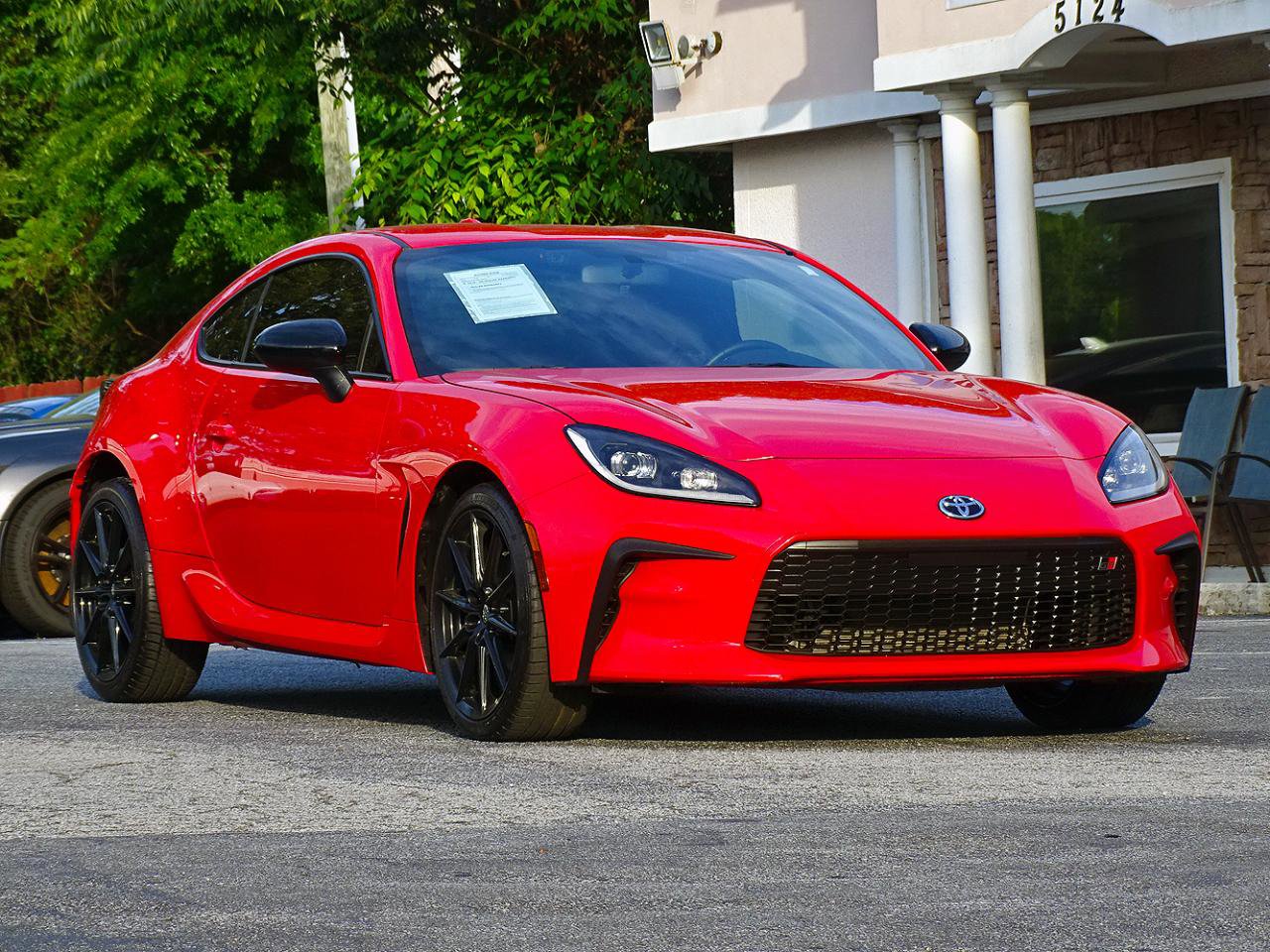 Used 2024 Toyota GR86 Premium RWD image 10
