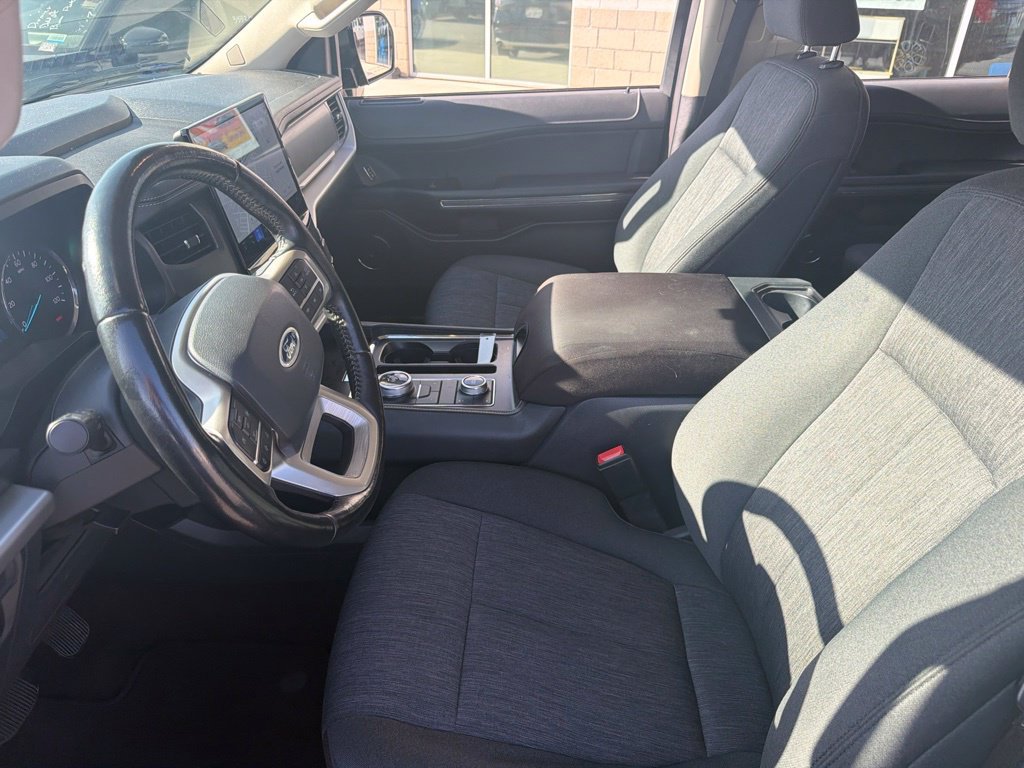 Used 2022 Ford Expedition XLT AWD/4WD image 10