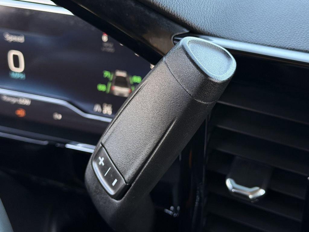 Used 2024 Chevrolet Silverado 2500 LTZ w/ LTZ Plus Package image 23