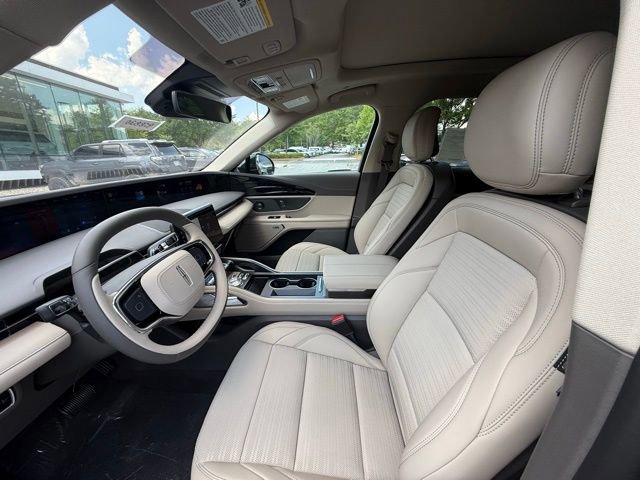 New 2025 Lincoln Nautilus Reserve image 12