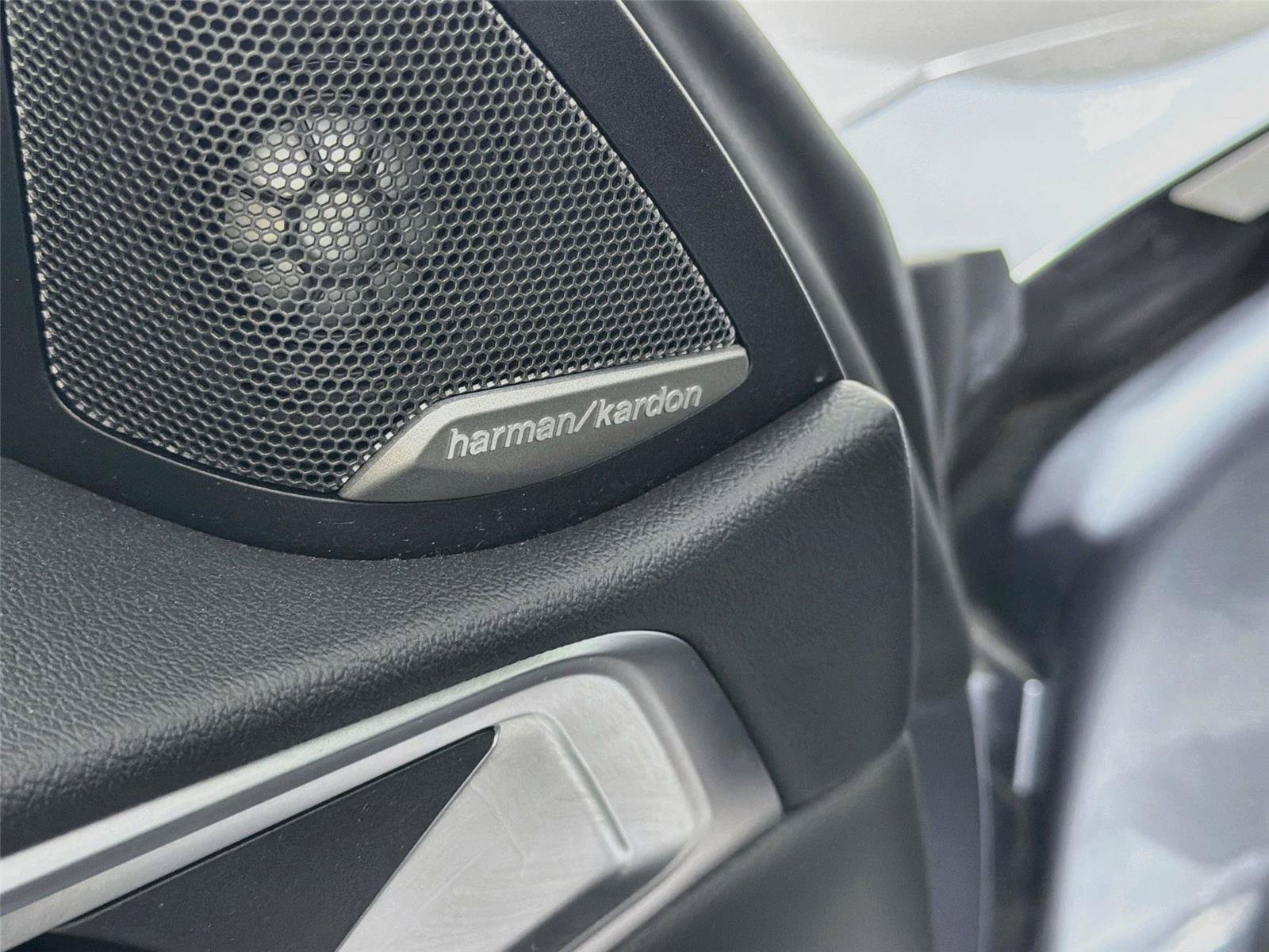 Used 2021 BMW 430i Coupe w/ Premium Package RWD image 19
