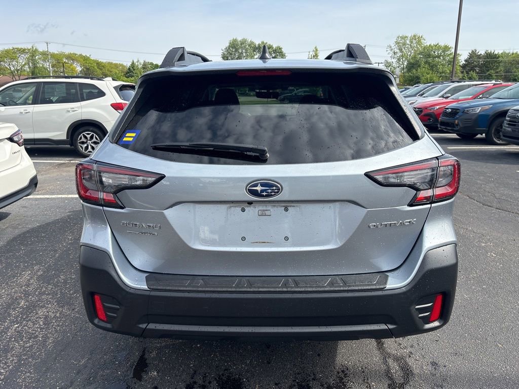 Used 2020 Subaru Outback Premium w/ Popular Package #1 AWD/4WD image 4