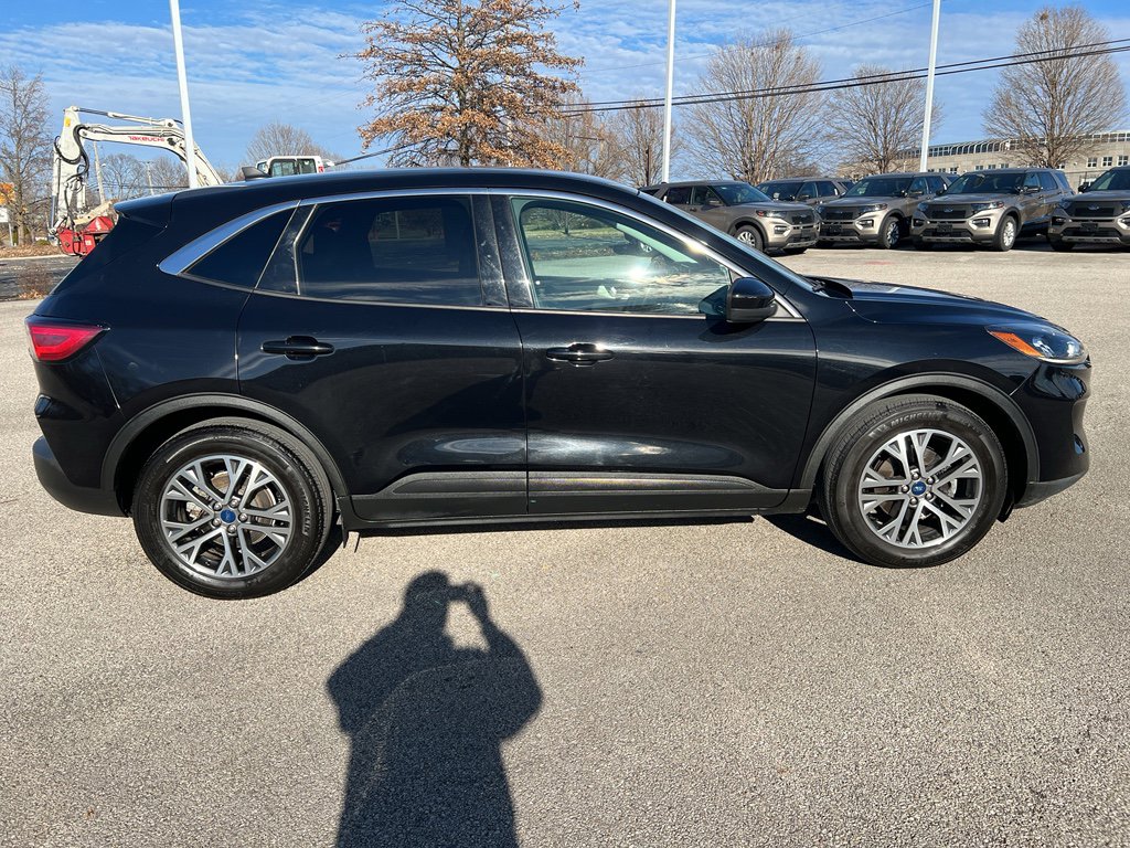 Used 2022 Ford Escape SEL image 9