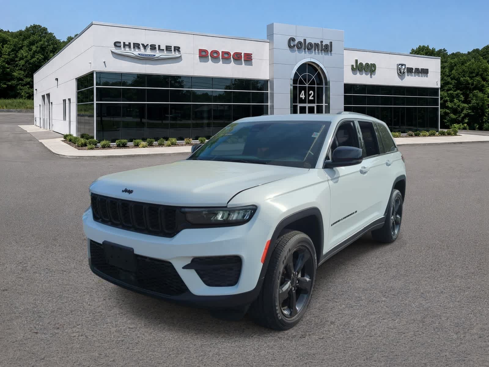 Used 2023 Jeep Grand Cherokee Altitude AWD/4WD video 2