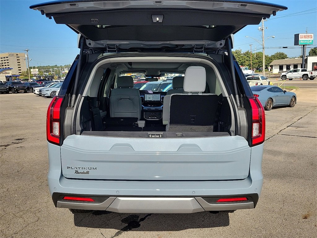 New 2025 Ford Expedition Platinum image 8