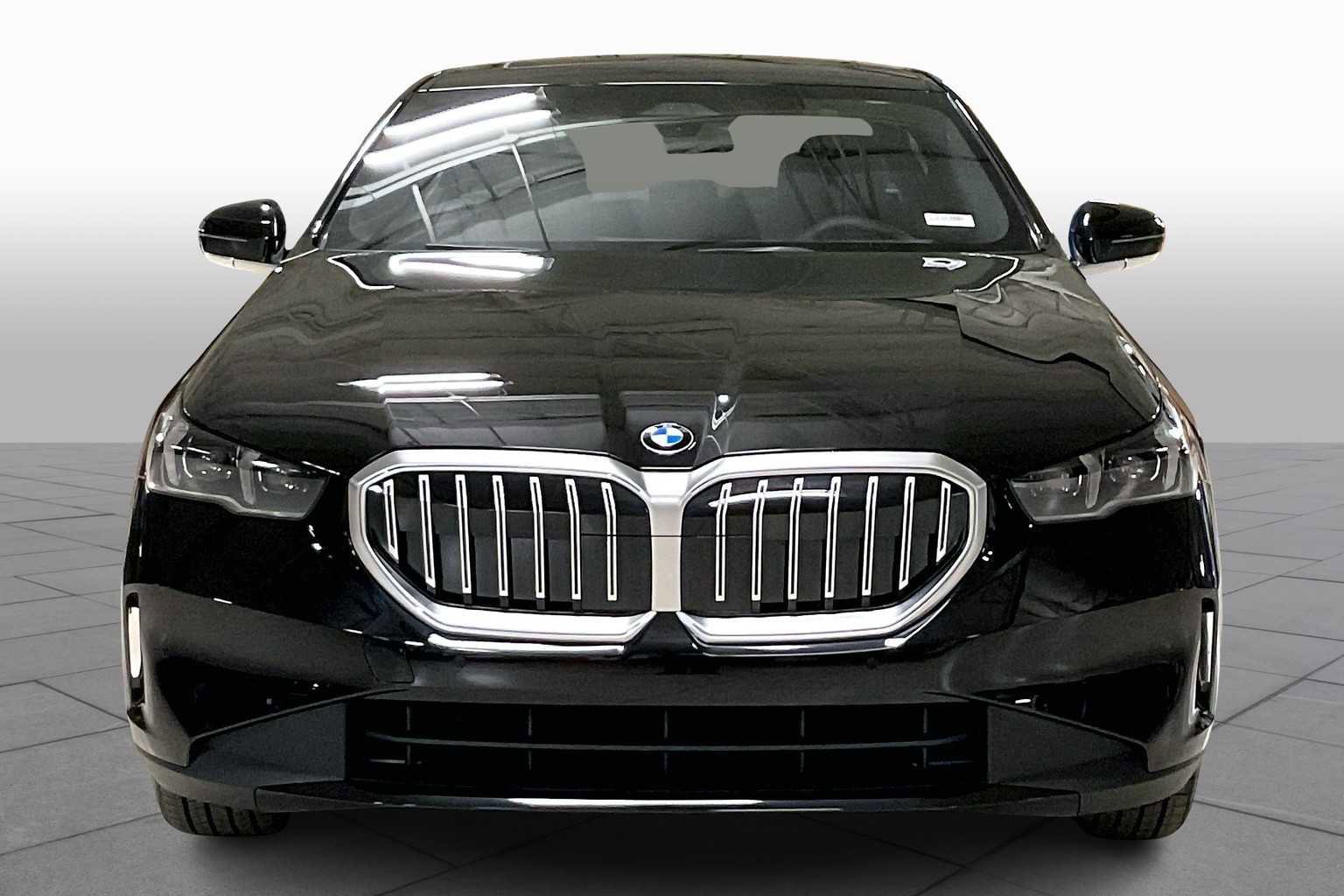 Used 2025 BMW 530i RWD image 3