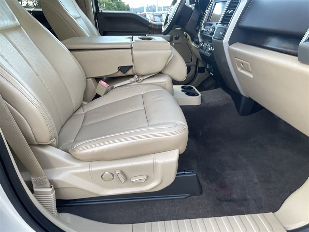 Used 2018 Ford F150 Lariat w/ Equipment Group 501A Mid image 32