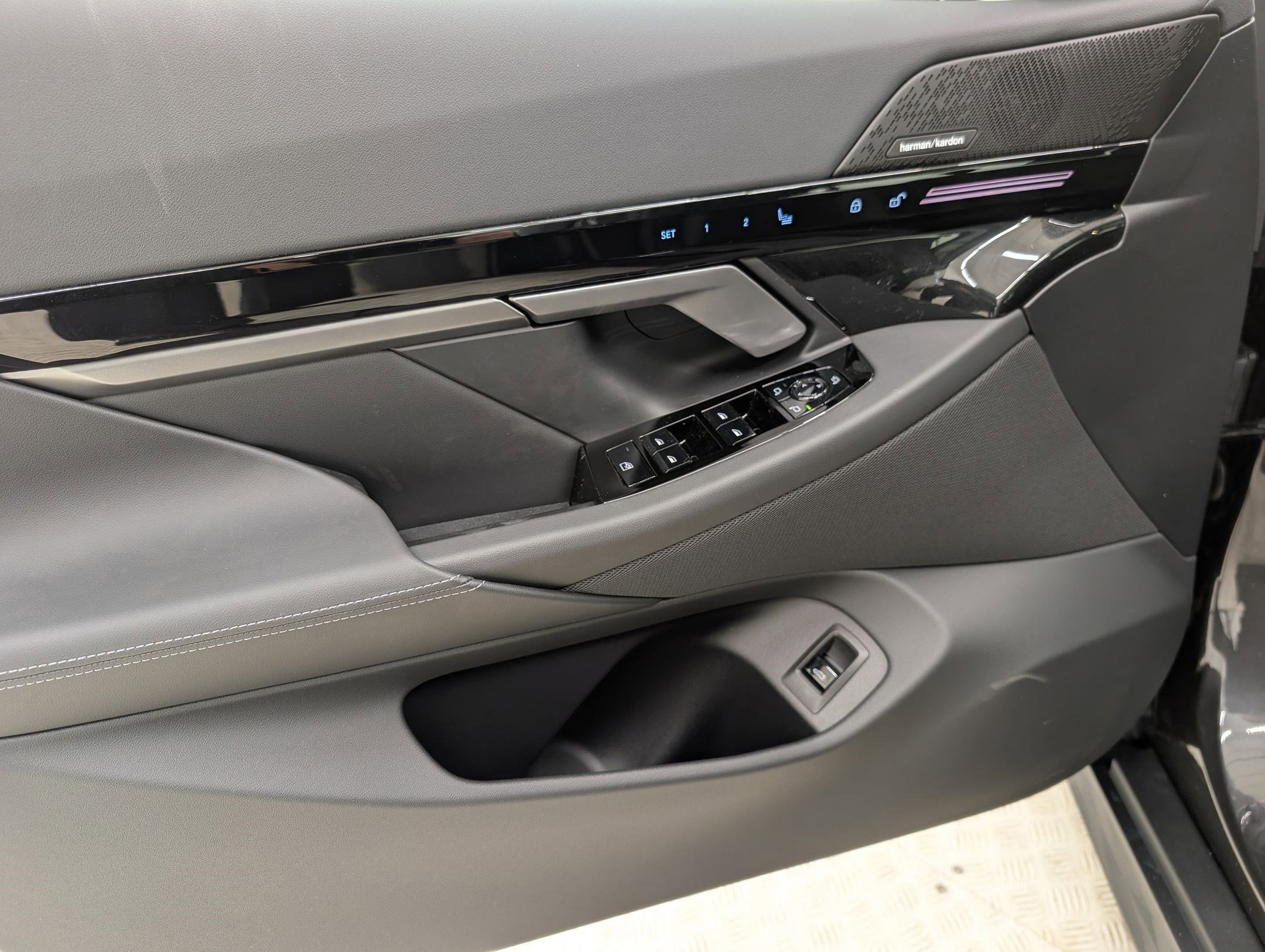 New 2026 BMW 530i w/ Premium Package RWD image 14