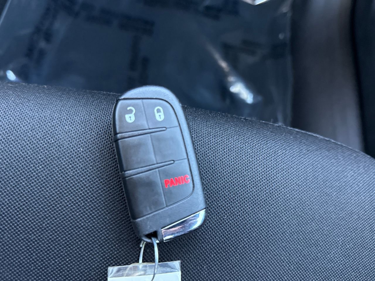 Used 2018 Jeep Renegade Latitude image 22