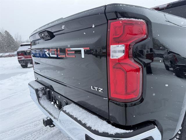 Used 2023 Chevrolet Silverado 1500 LTZ w/ Z71 Off-Road Package image 25