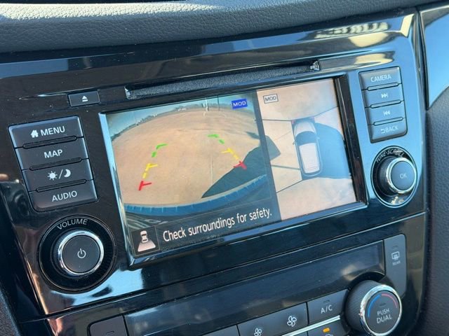 Used 2022 Nissan Rogue Sport SL image 19