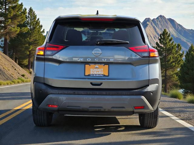 Used 2023 Nissan Rogue S image 6