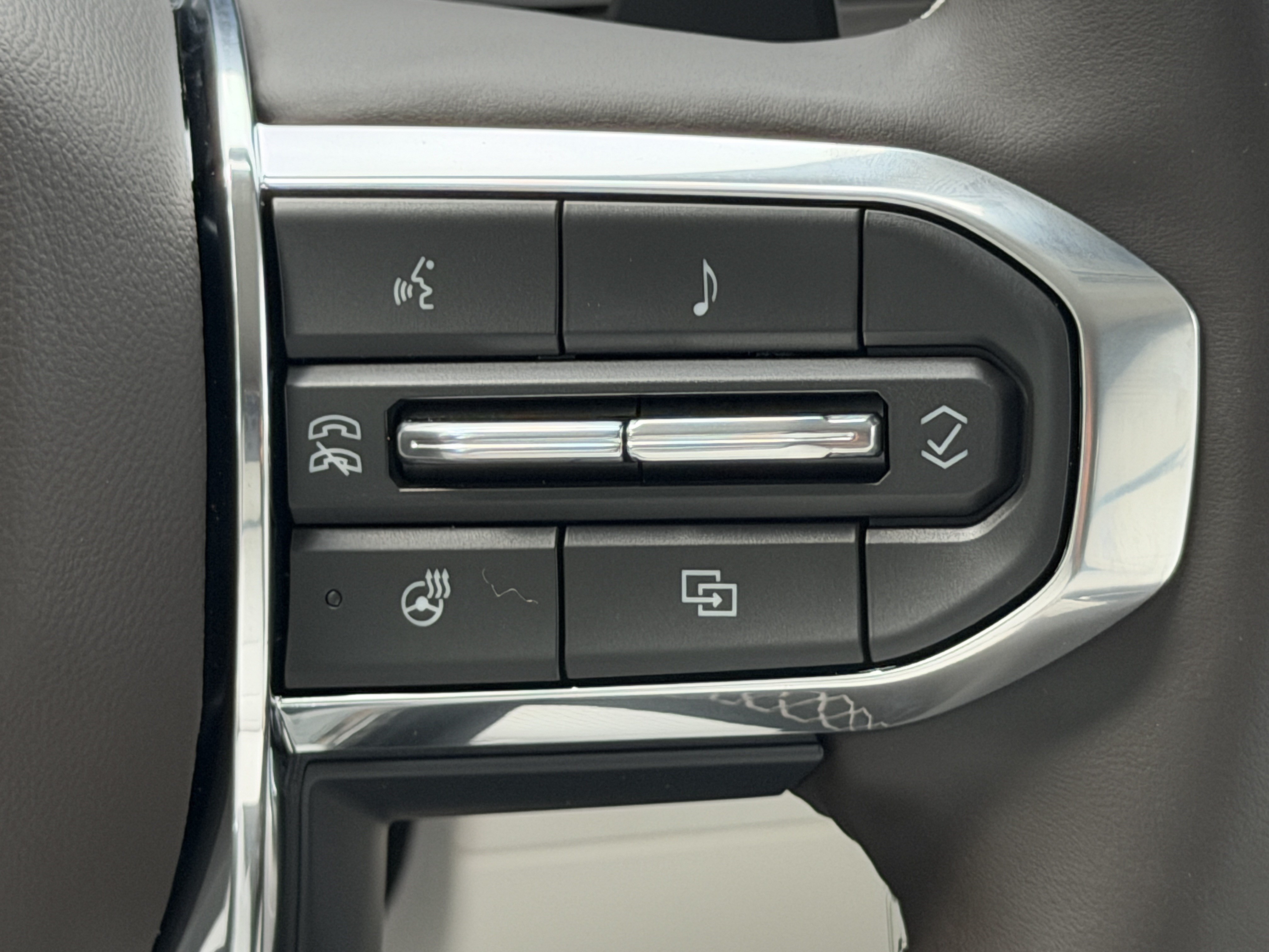 New 2026 GMC Acadia Denali w/ Super Cruise Package FWD image 38