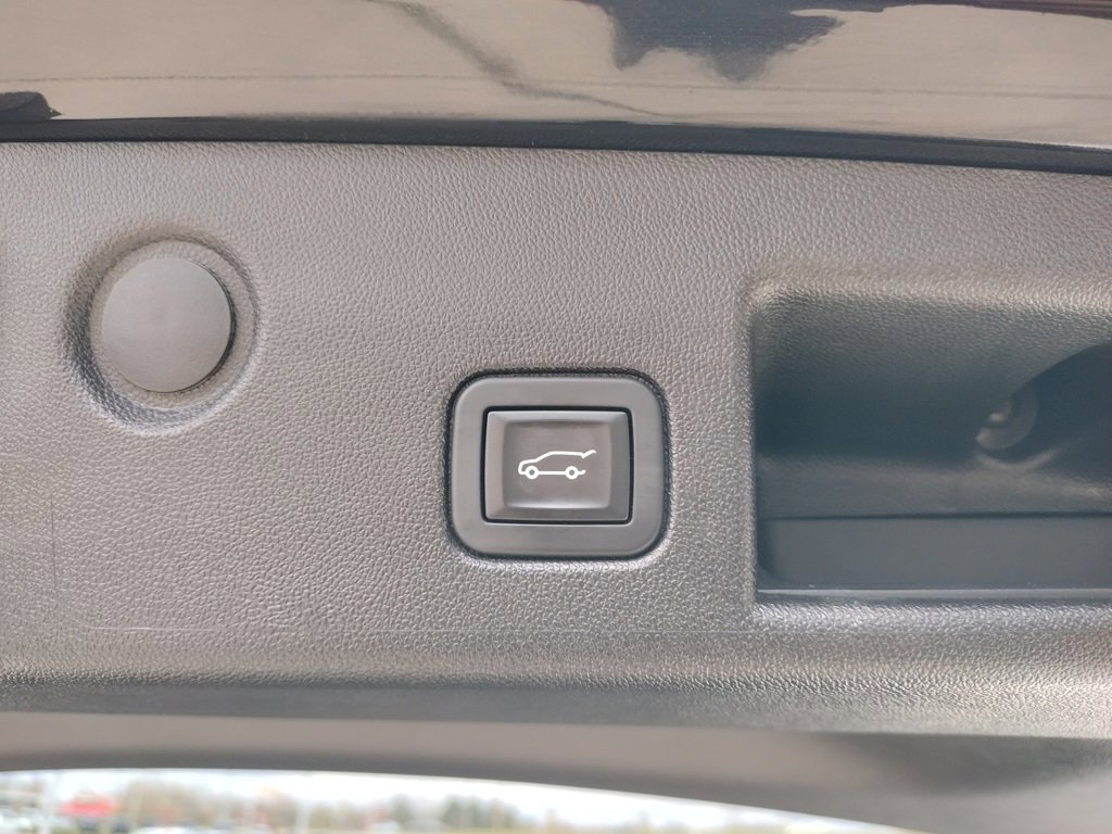 Used 2019 Chevrolet Equinox LT image 24