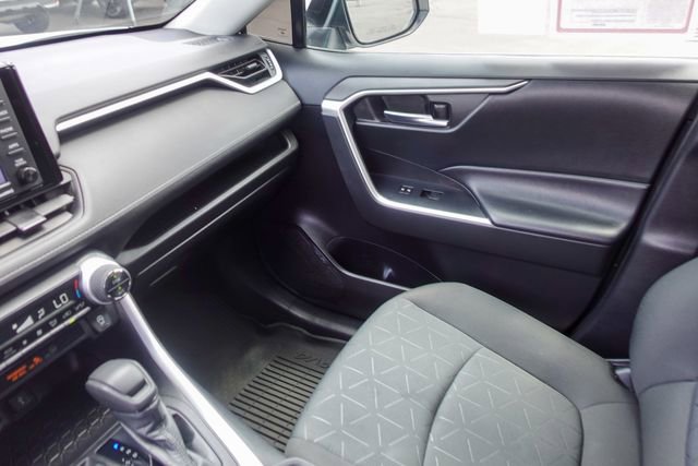 Certified 2021 Toyota RAV4 XLE AWD/4WD image 26