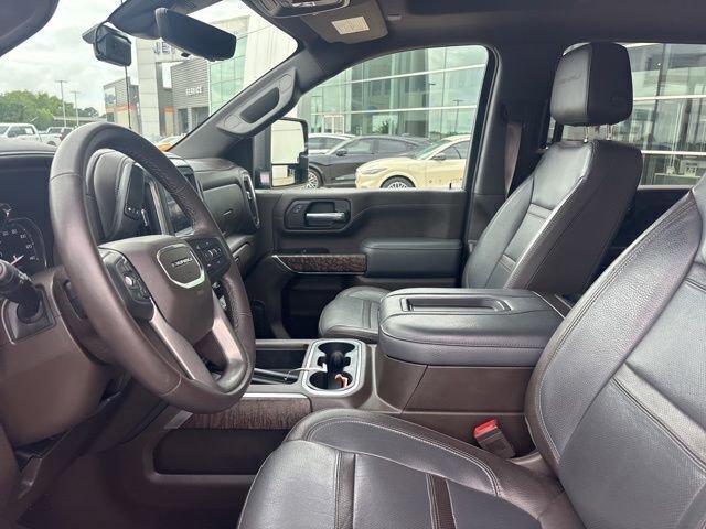 Used 2022 GMC Sierra 2500 Denali w/ Denali Ultimate Package AWD/4WD image 9
