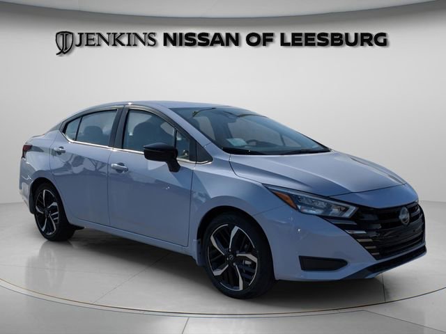 New 2025 Nissan Versa SR w/ Trunk Package image 2