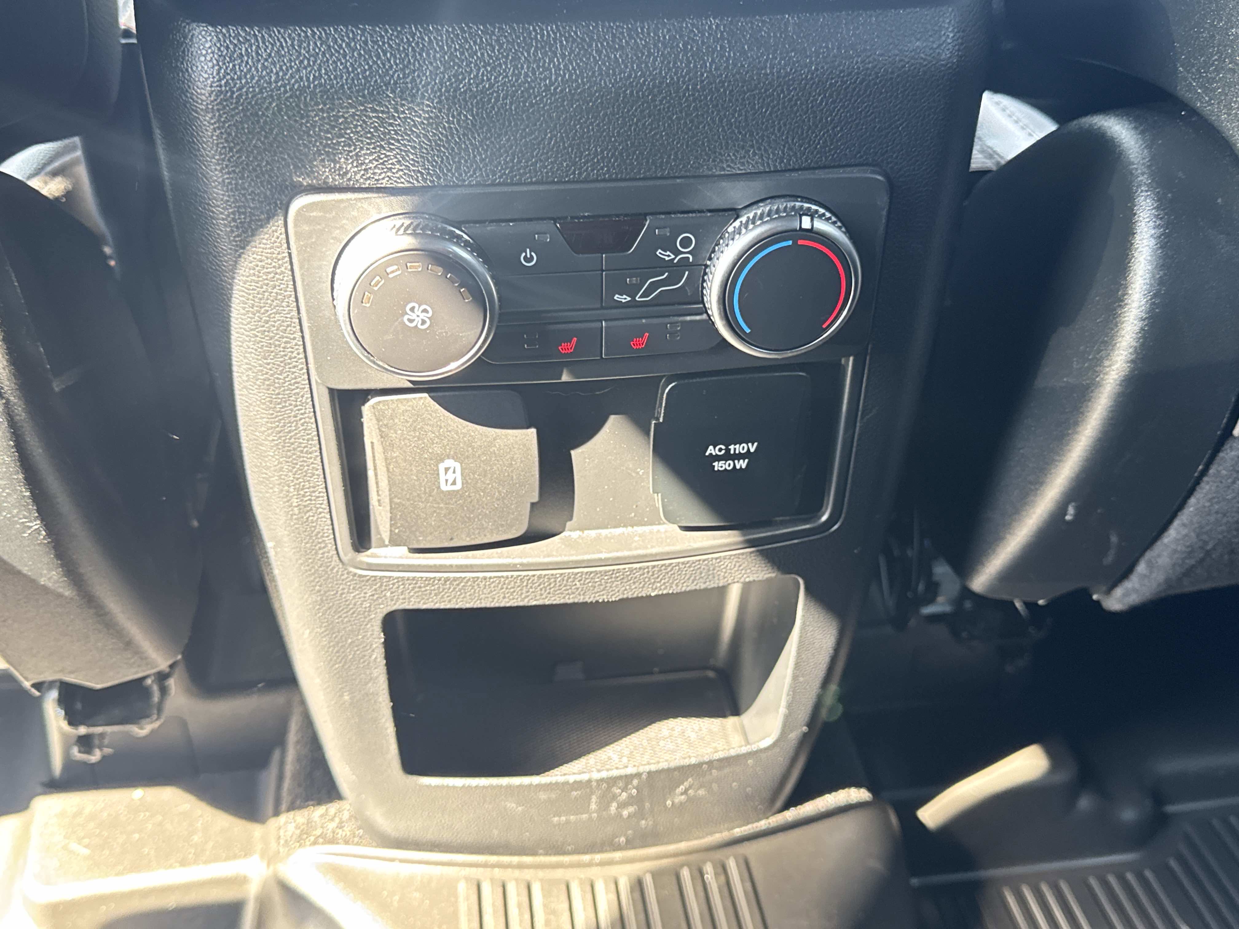 Used 2020 Ford Explorer Limited w/ Hybrid Equipment Group 310A image 14