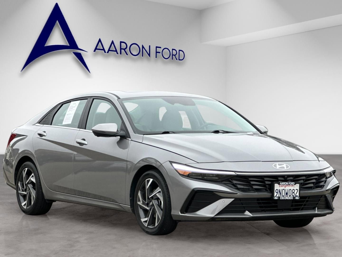 Used 2024 Hyundai Elantra Limited FWD image 8