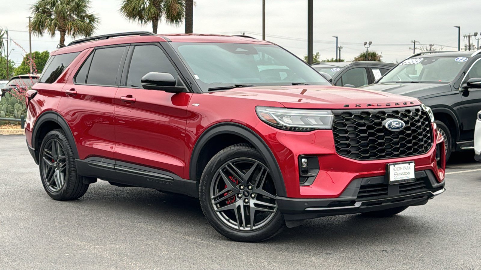 Used 2025 Ford Explorer ST-Line w/ Premium Package video 2